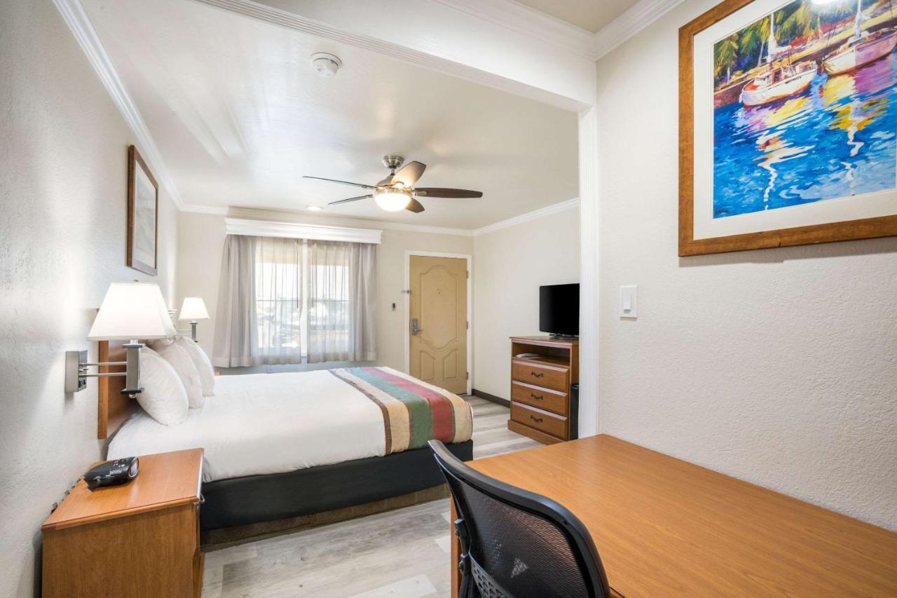 Rodeway Inn At Morro Bay Bagian luar foto